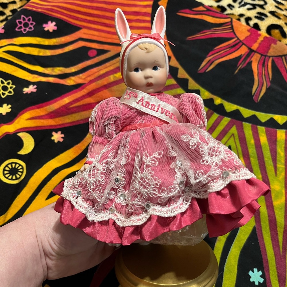 Marie Osmond 15th Anniversary Bunny Love 6” Porcelain Doll with Stand